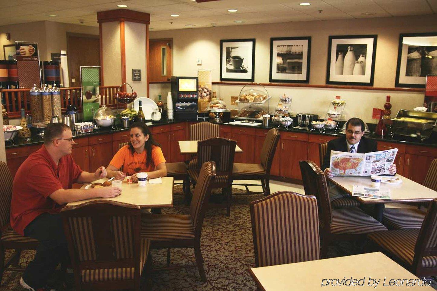 Hampton Inn Altoona Restaurace fotografie
