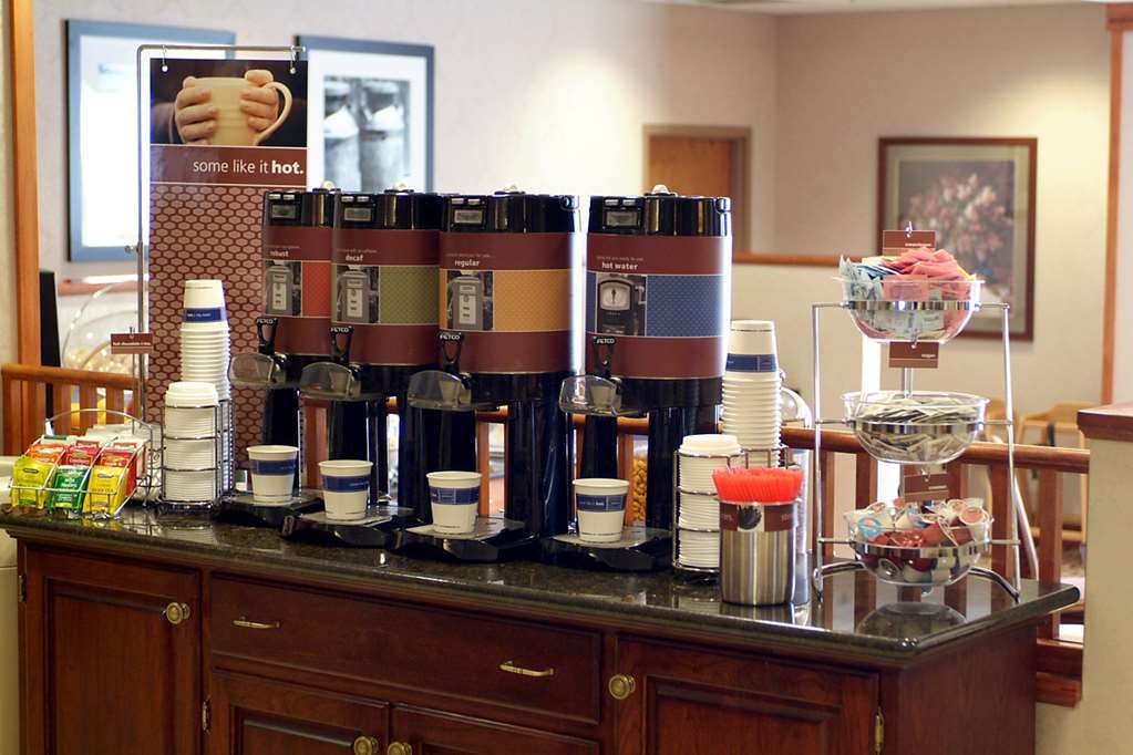 Hampton Inn Altoona Restaurace fotografie